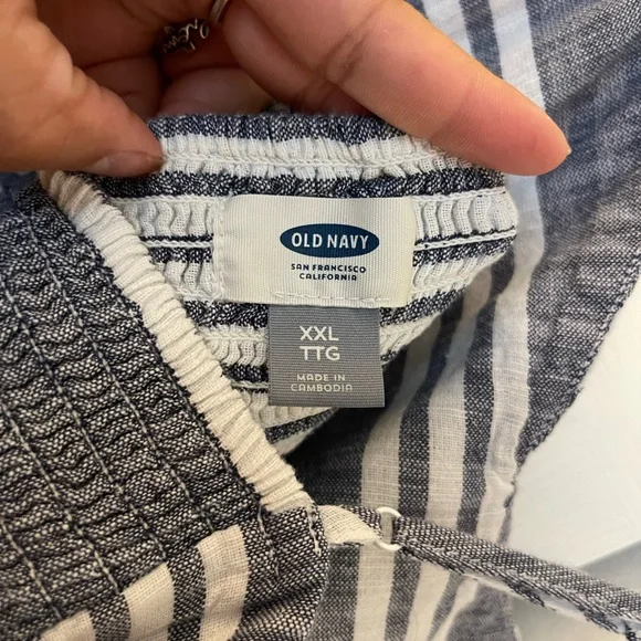 Old Navy Stripped Dress - Picture 4 of 4
